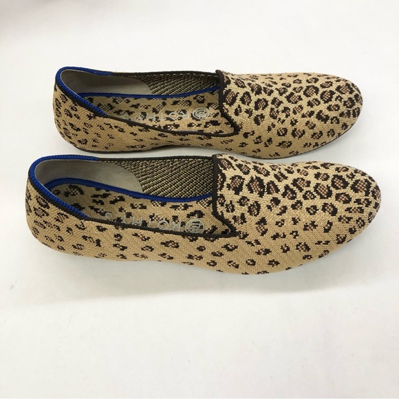 Rothy’s leopard print rounded toe flats. Size 9 - Picture 2 of 6